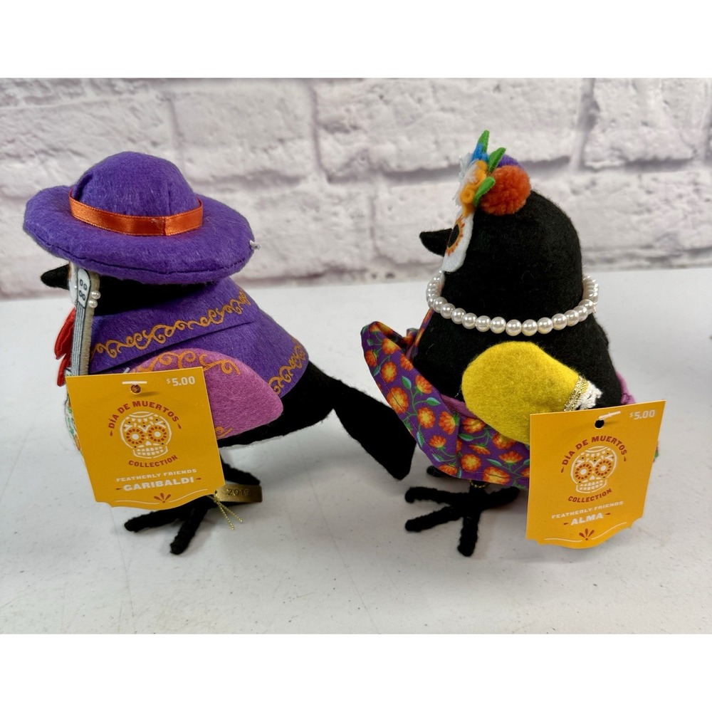 2019 Dia De Muertos Alma & Garibaldi Target Featherly Friends Day of The Dead